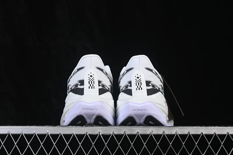 All categories Asics Asics series Asics Superblast 3 Asics Superblast 3 Asics comfortable and breathable sports running shoes 1013A177-002